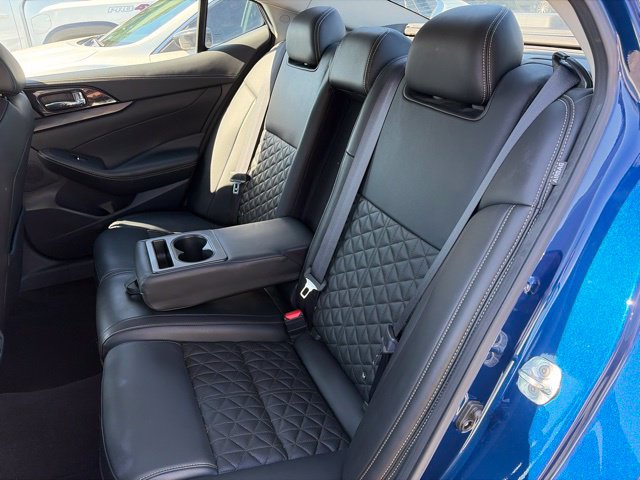 Used 2022 Nissan Maxima Platinum w/ Sport Mat Group FWD image 23