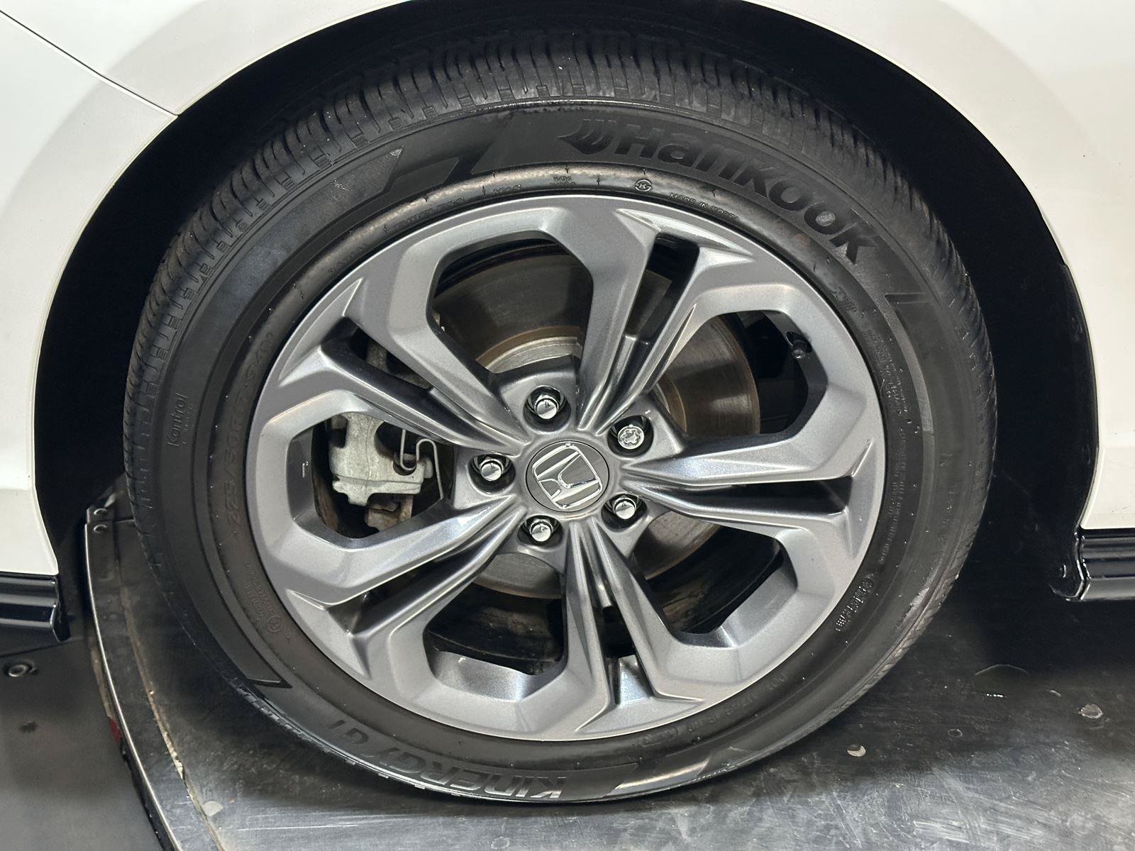 Used 2024 Honda Accord EX-L image 18