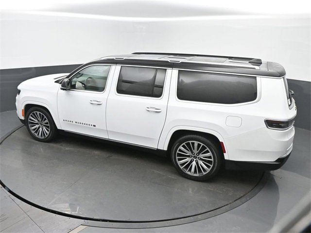 Used 2024 Jeep Grand Wagoneer L Series III image 42