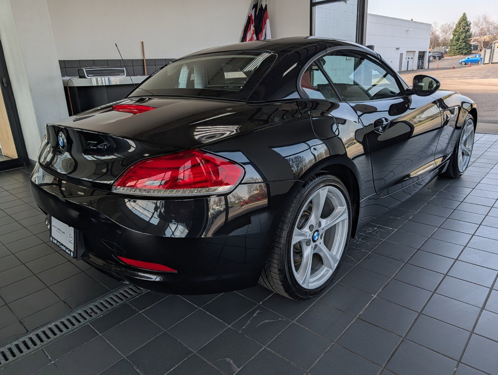 Used 2016 BMW Z4 sDrive28i image 3