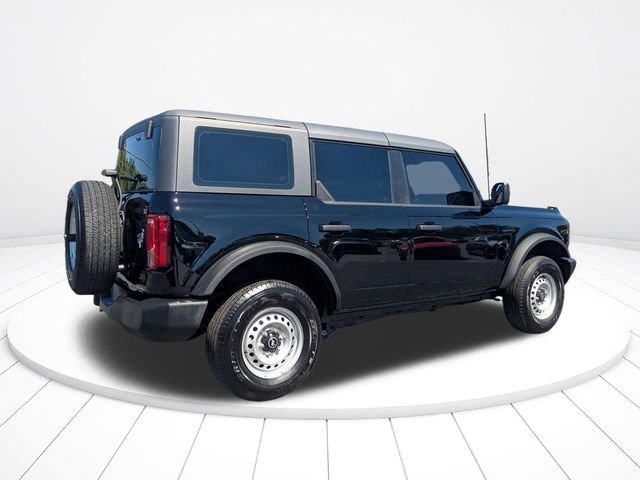 Used 2025 Ford Bronco 4-Door image 3