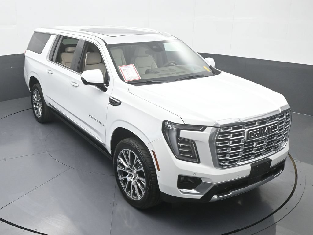 Used 2026 GMC Yukon XL Denali w/ Denali Reserve Package AWD/4WD image 67