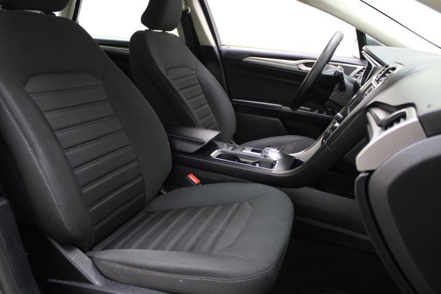 Certified 2019 Ford Fusion SE FWD image 5