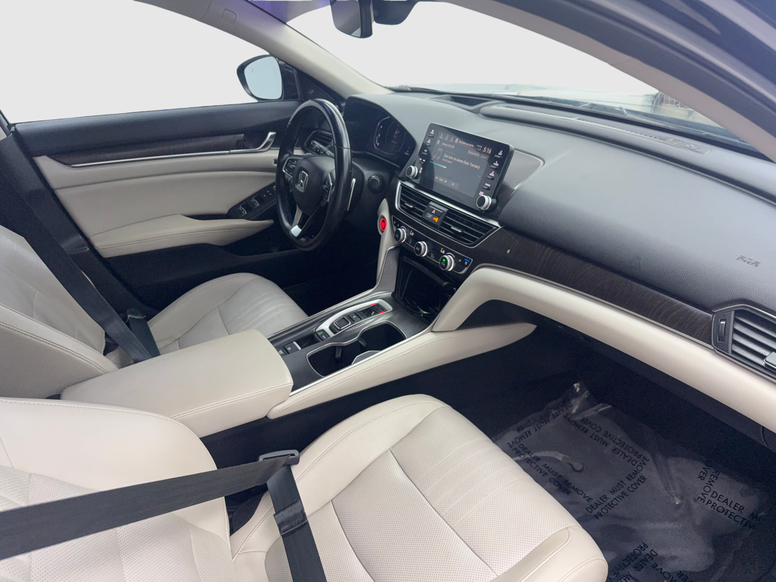 Used 2018 Honda Accord Touring image 35