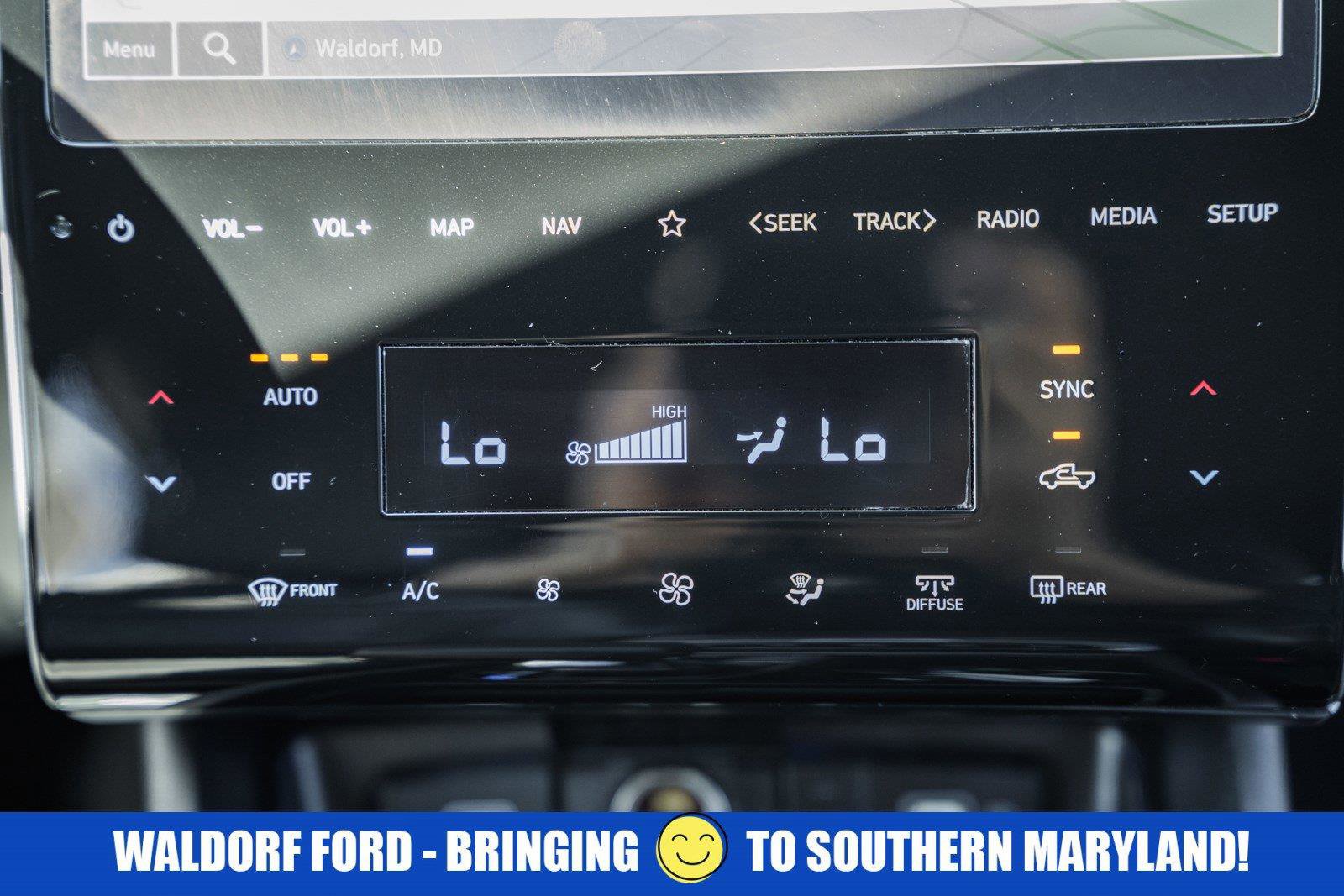Used 2024 Hyundai Santa Cruz Limited AWD/4WD image 91
