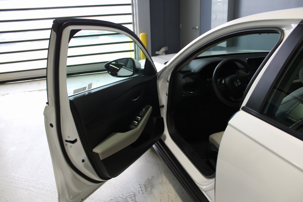 Used 2024 Honda Accord LX image 7