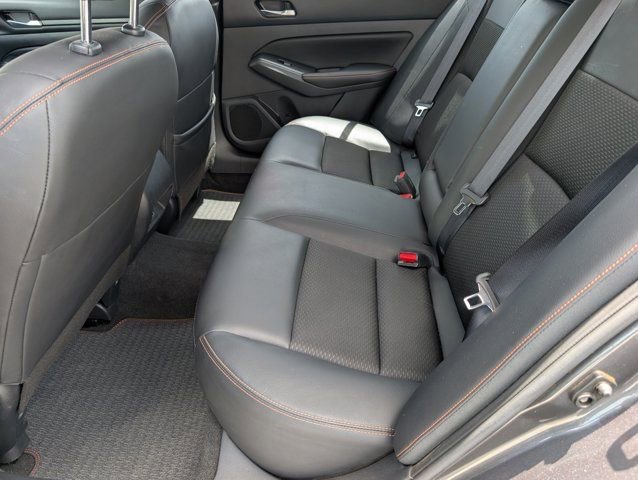 Used 2022 Nissan Altima 2.5 SR FWD image 26