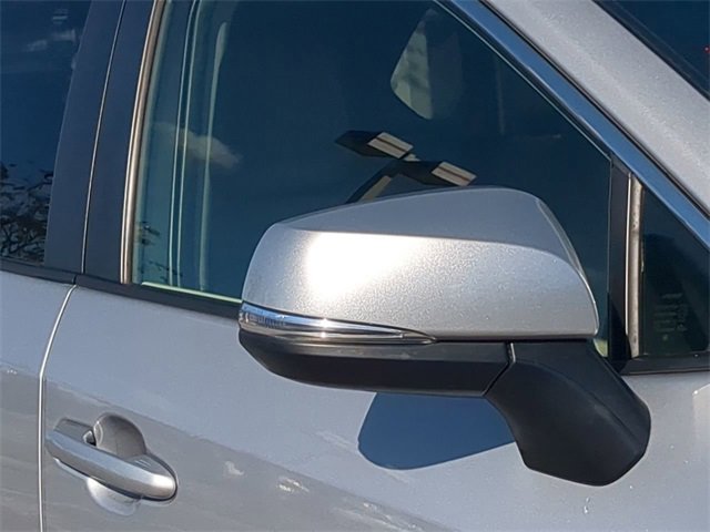 Used 2022 Toyota RAV4 XLE Premium image 12