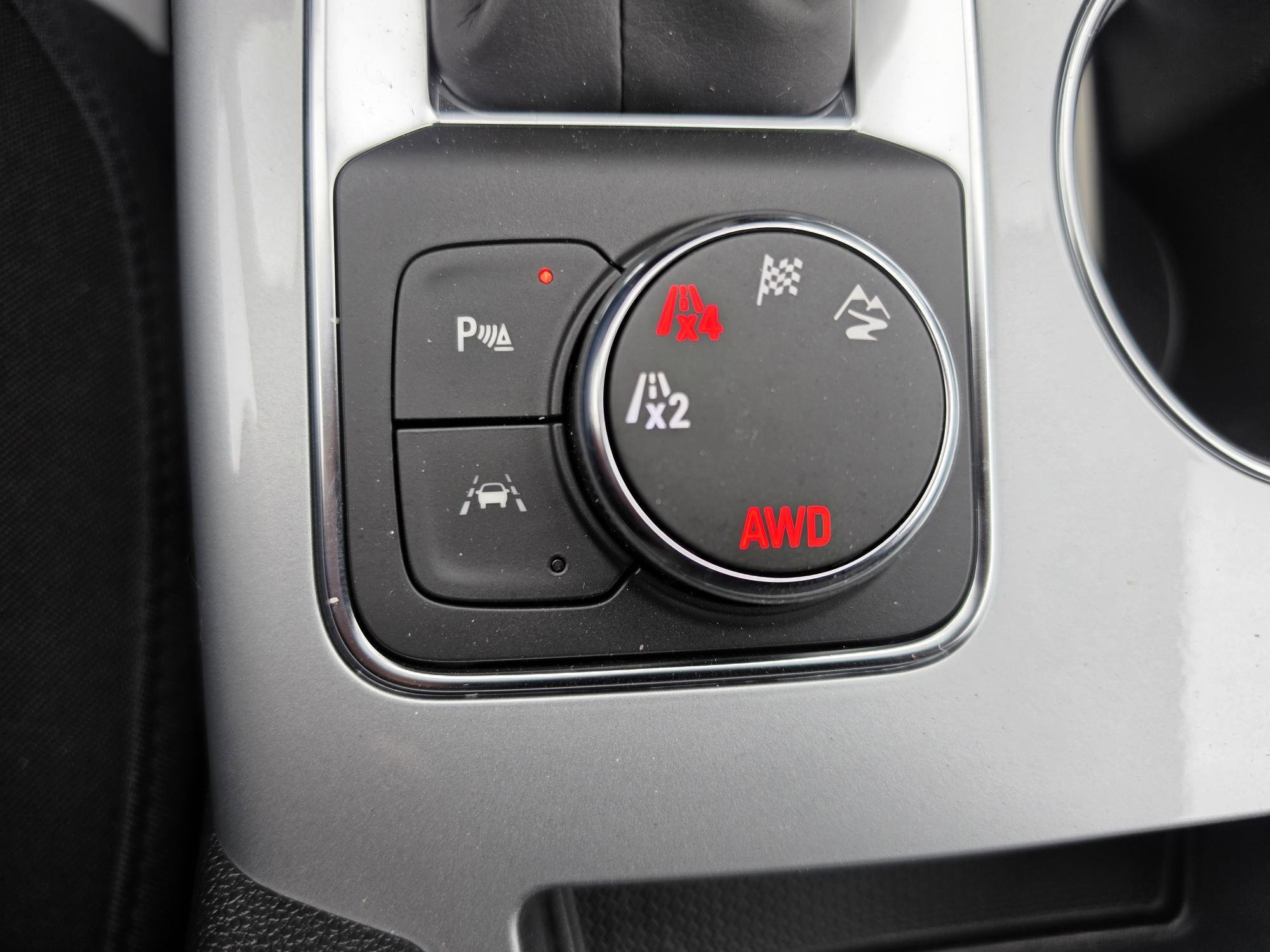 Used 2026 Chevrolet Blazer LT AWD/4WD image 9