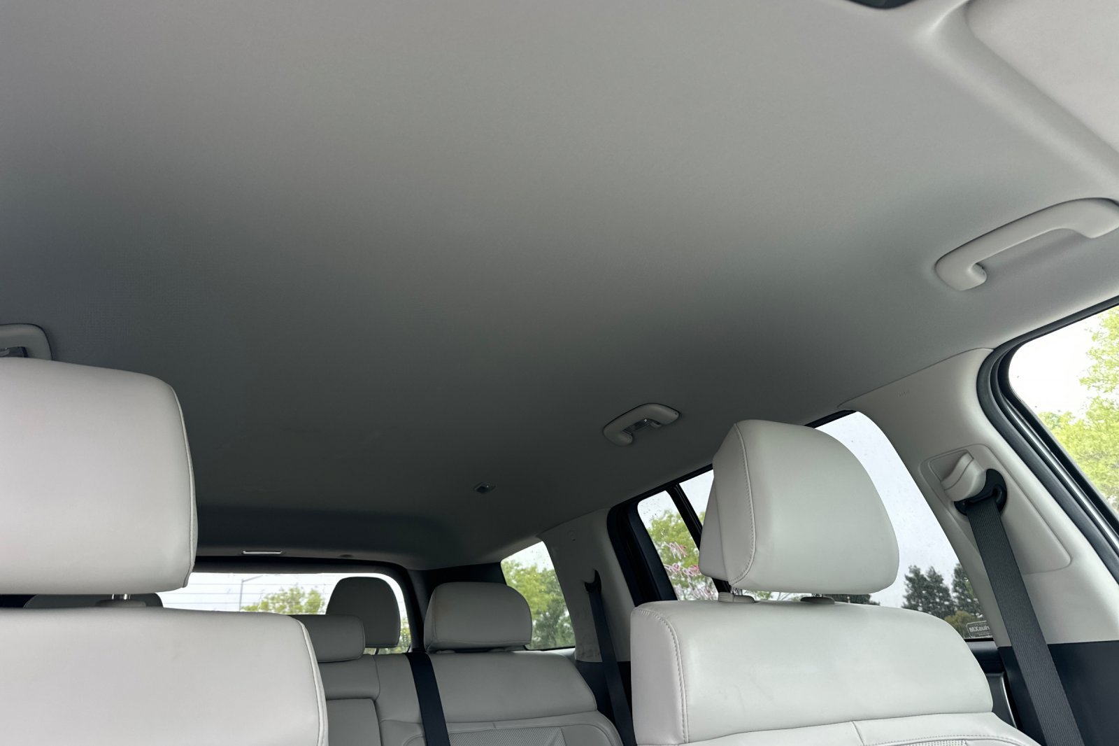 Used 2025 Hyundai Santa Fe SEL AWD/4WD image 19