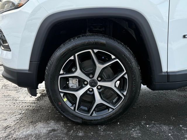 New 2026 Jeep Compass Limited image 17