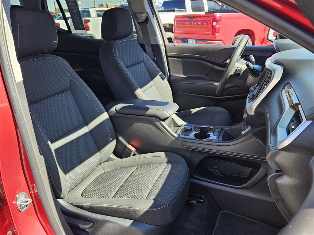 Certified 2023 GMC Acadia SLE w/ Driver Convenience Package image 16