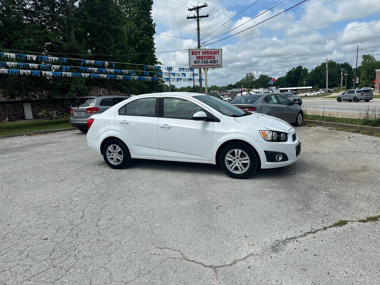 Used 2016 Chevrolet Sonic LS FWD image 2
