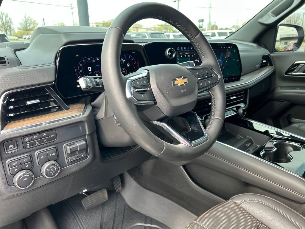 Certified 2025 Chevrolet Tahoe High Country w/ Sun And Tow Package image 13