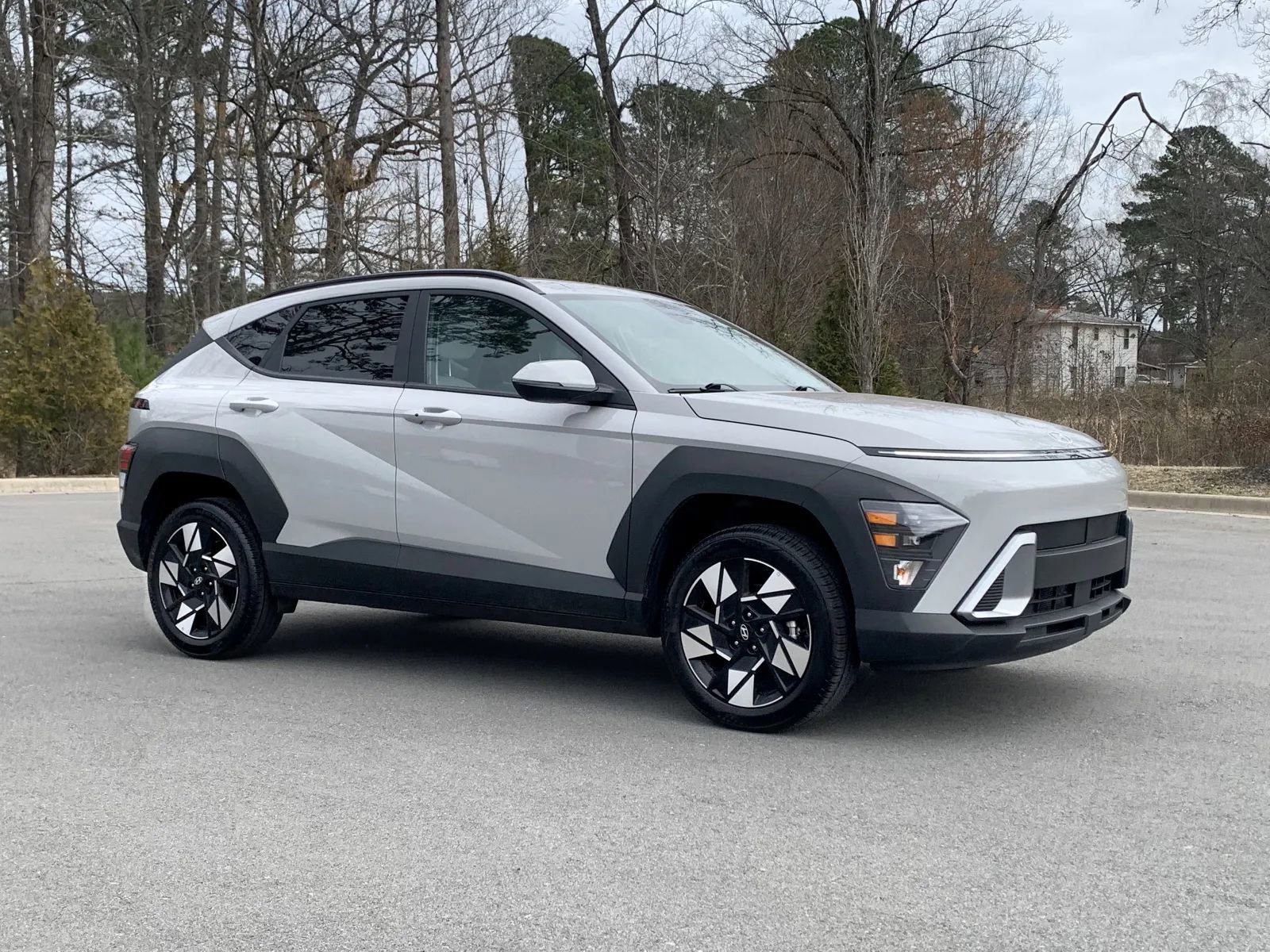 Used 2025 Hyundai Kona SEL image 1
