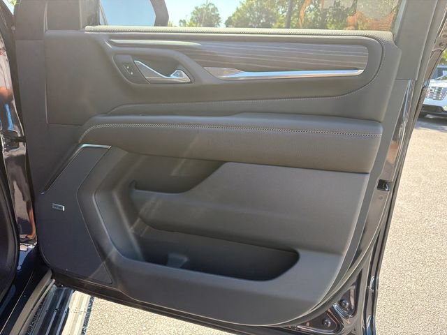 Used 2024 GMC Yukon Denali AWD/4WD image 14
