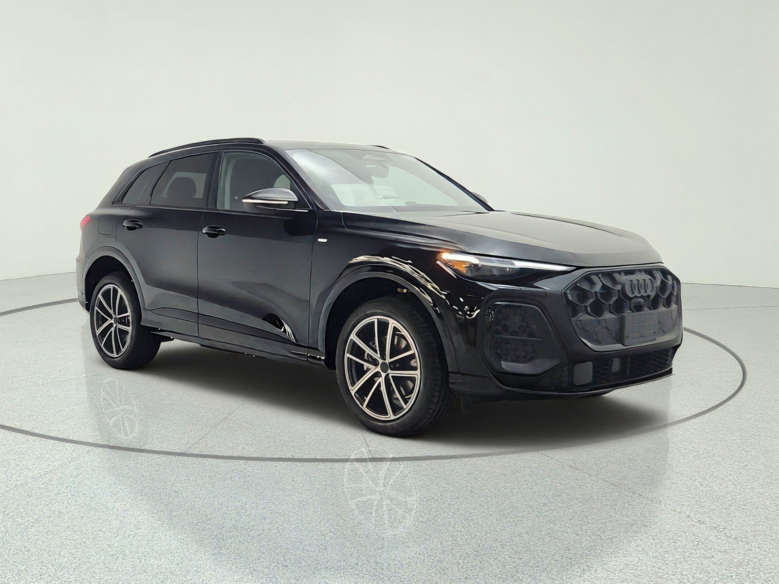 New 2026 Audi Q5 Premium Plus AWD/4WD image 3