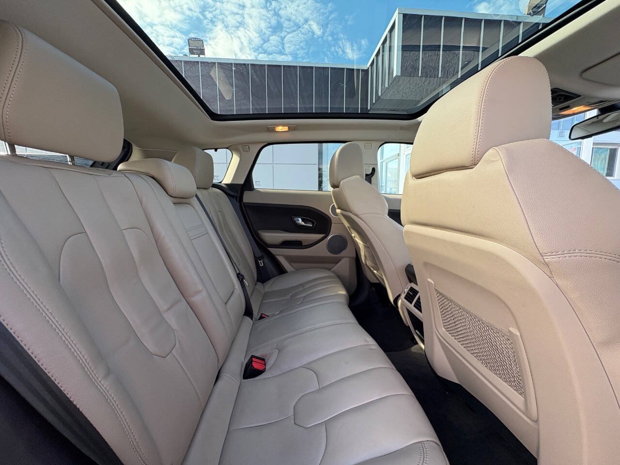 Used 2013 Land Rover Range Rover Evoque Pure Plus w/ Pure Plus Pkg AWD/4WD image 13