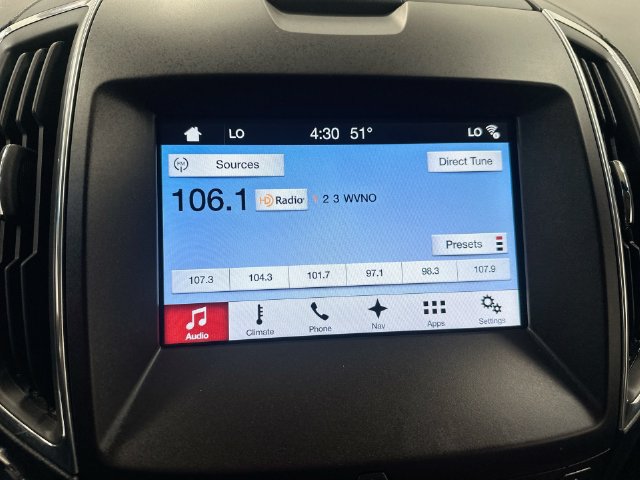 Used 2018 Ford Edge Titanium w/ Equipment Group 301A AWD/4WD image 20