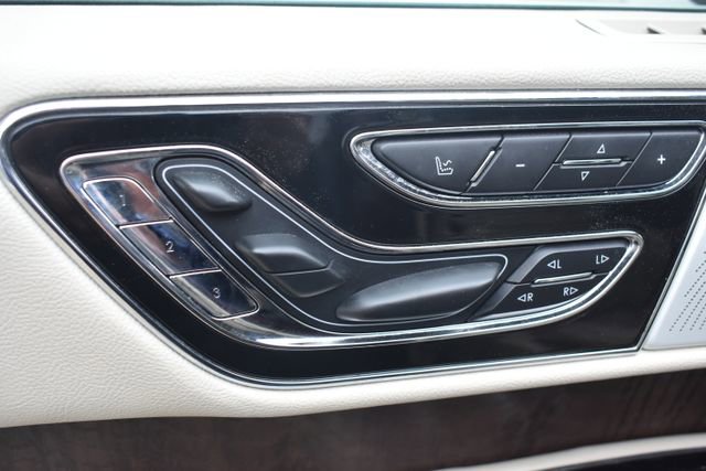 Used 2018 Lincoln Navigator L Reserve w/ Technology Package AWD/4WD image 21