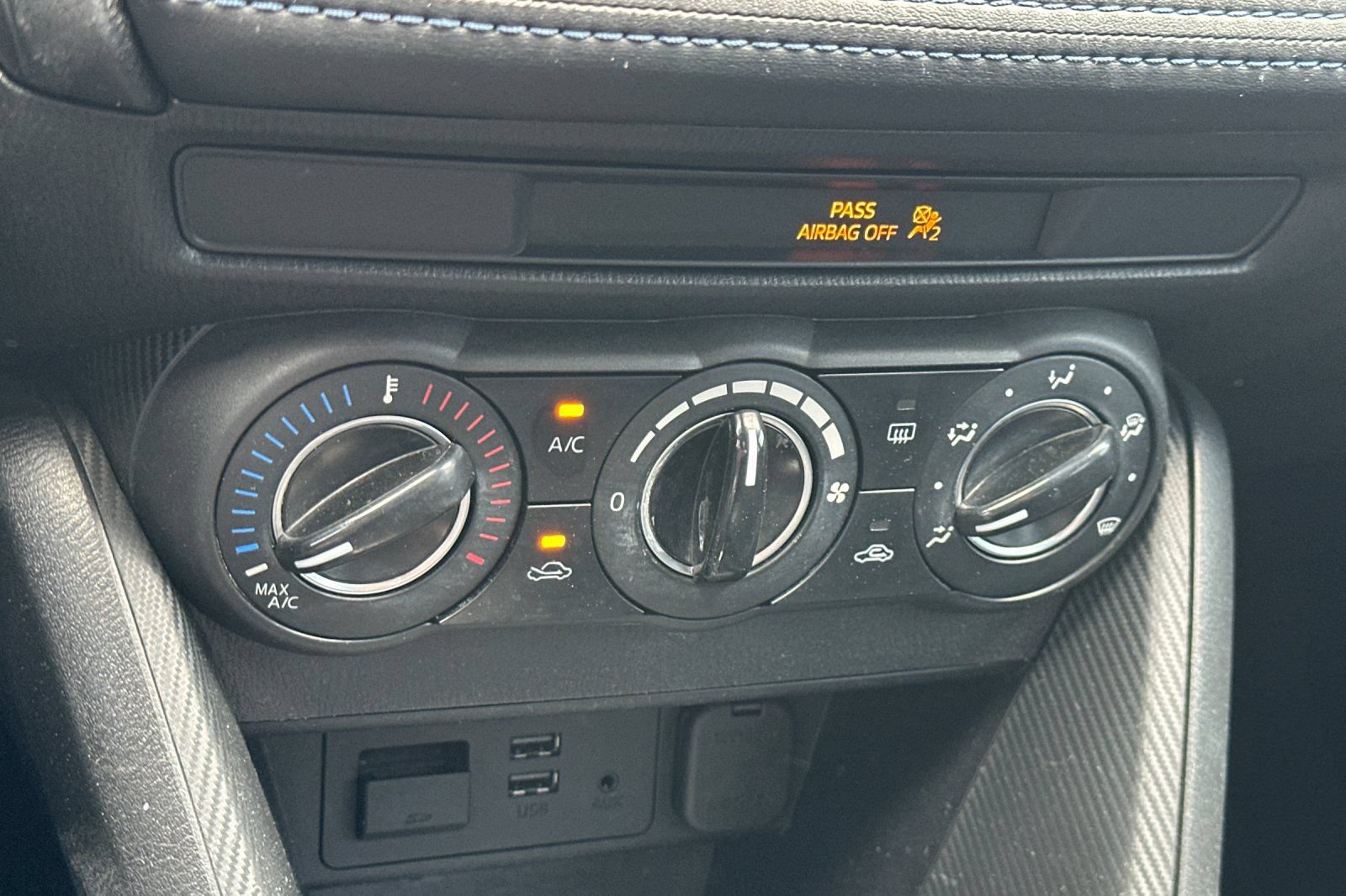 Used 2019 Toyota Yaris LE FWD image 20
