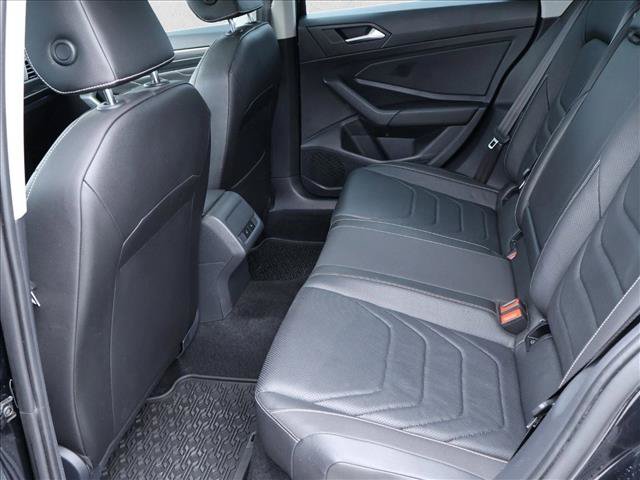 Used 2022 Volkswagen Jetta SEL FWD image 23