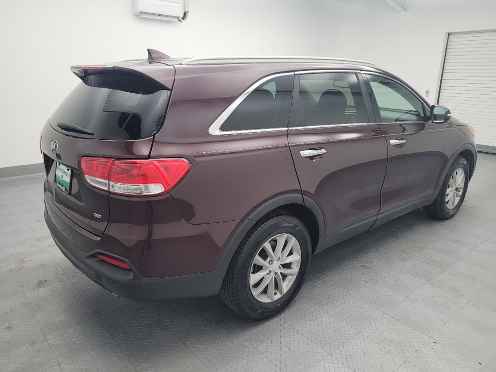 Used 2018 Kia Sorento FWD image 10