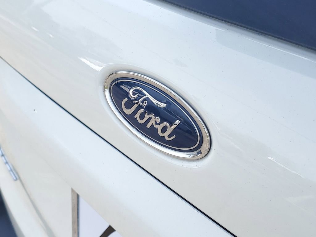 Used 2020 Ford EcoSport SES w/ SES Black Appearance Package image 7