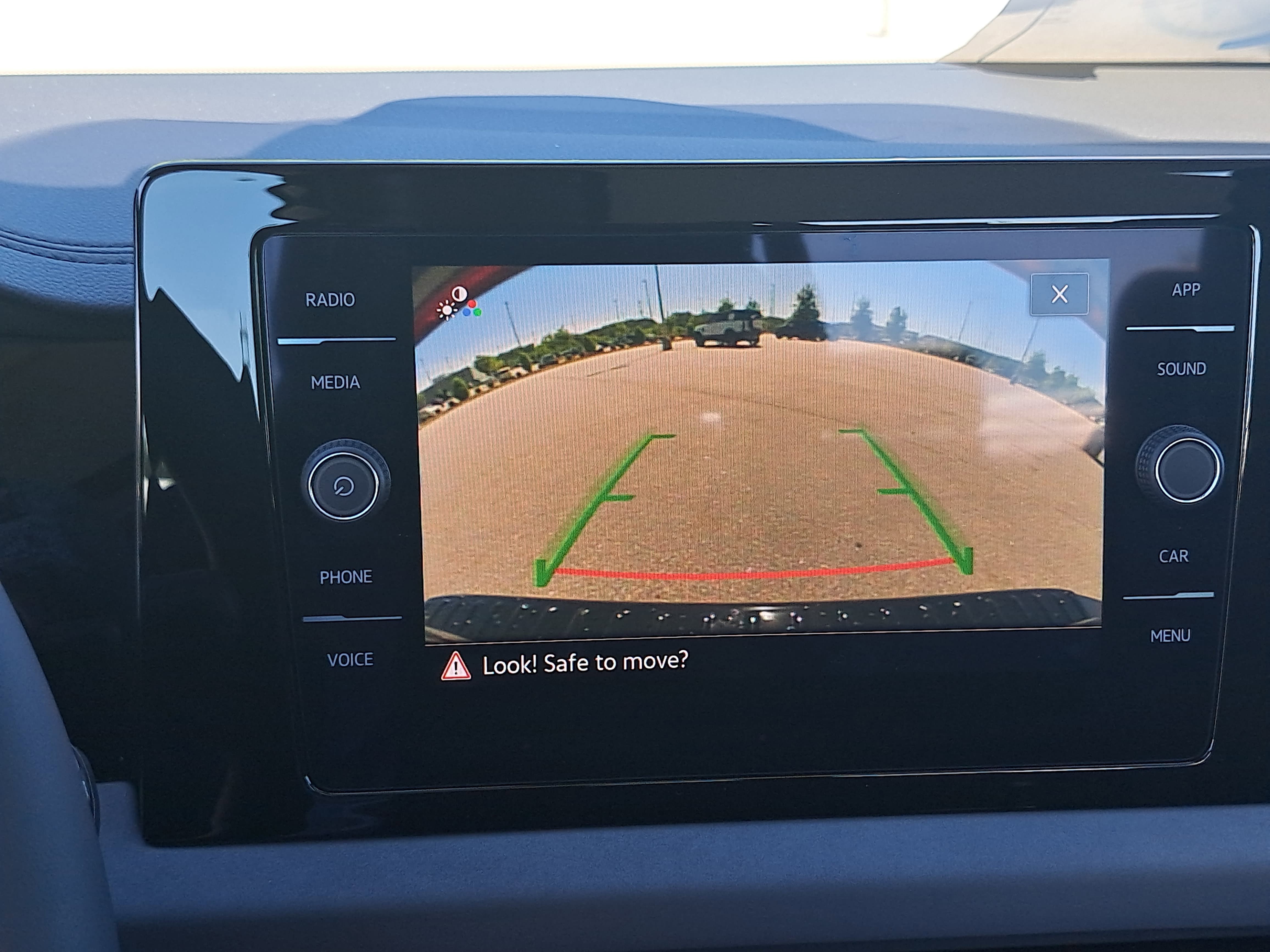 New 2026 Volkswagen Jetta SE FWD image 23