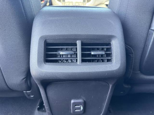 Used 2023 GMC Terrain SLE w/ Driver Convenience Package image 12