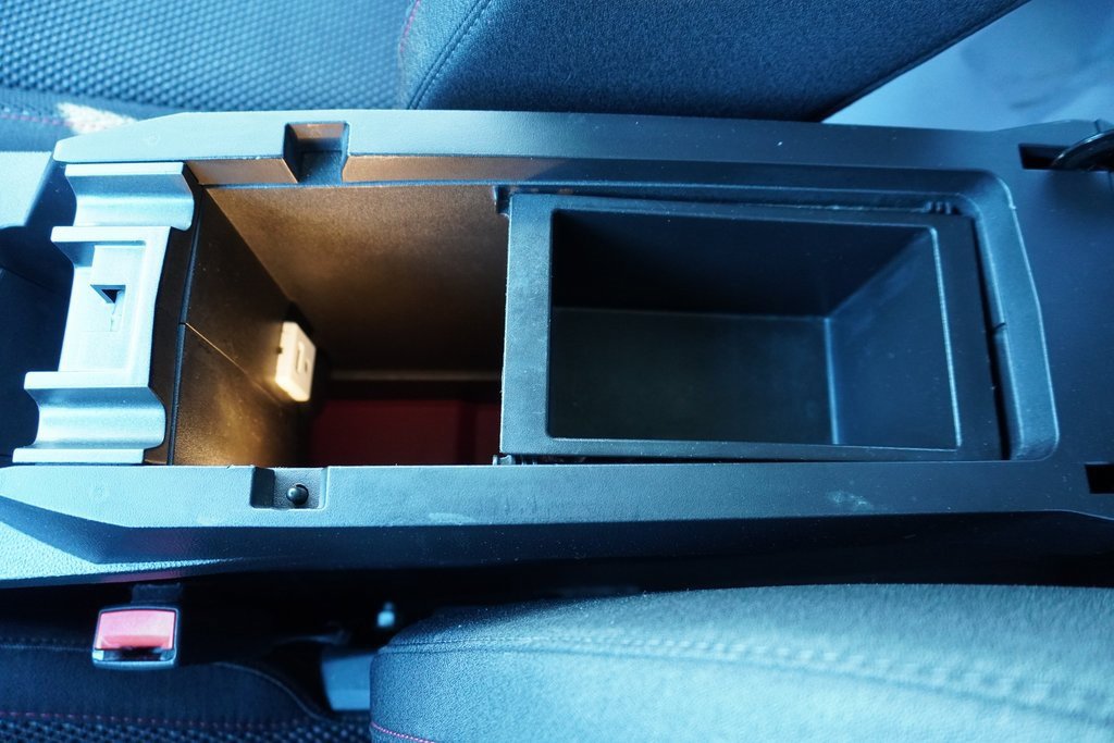 Used 2014 Chevrolet Equinox LT w/ Driver Convenience Package image 16