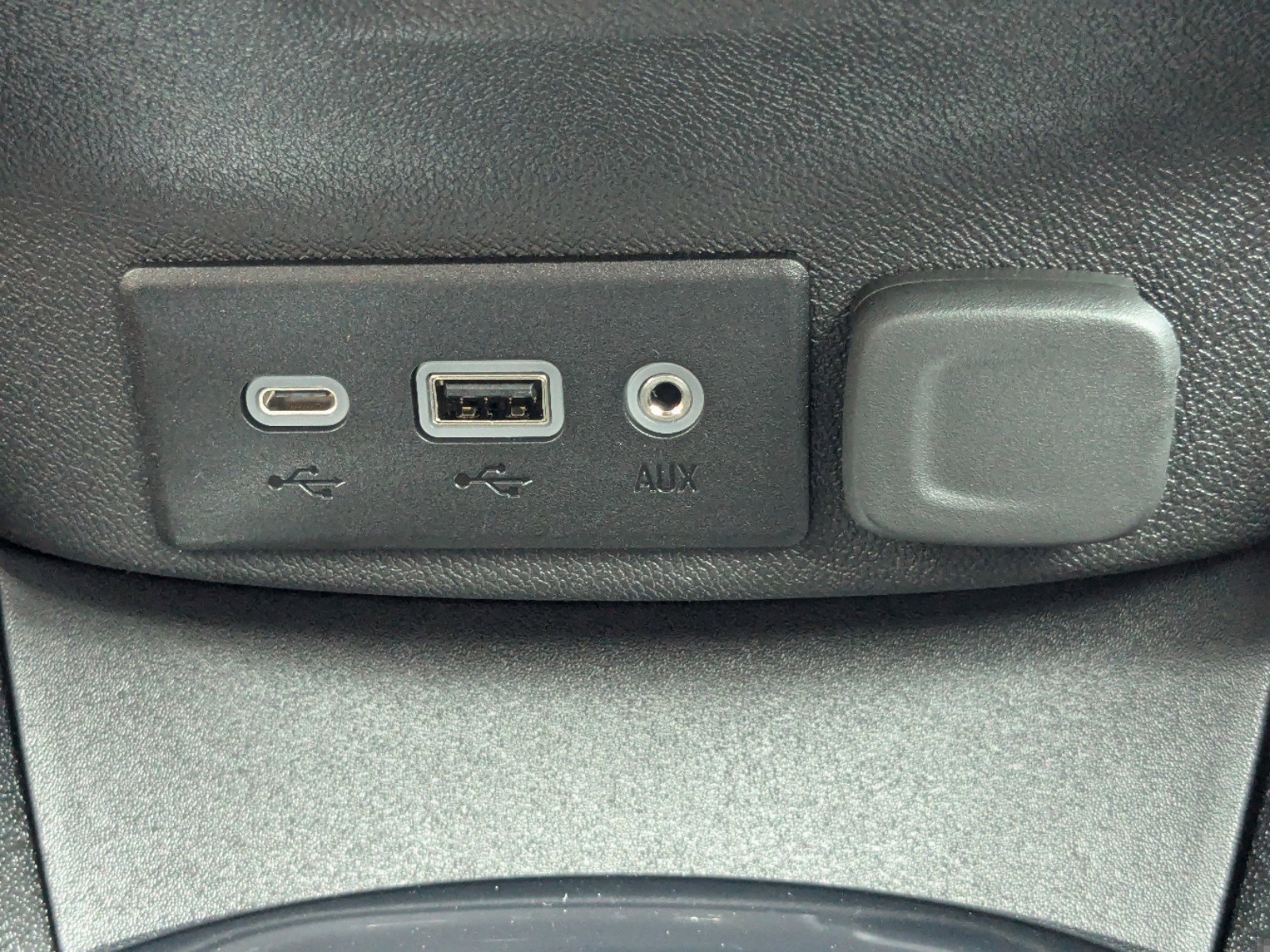 New 2024 Chevrolet Malibu LT image 28