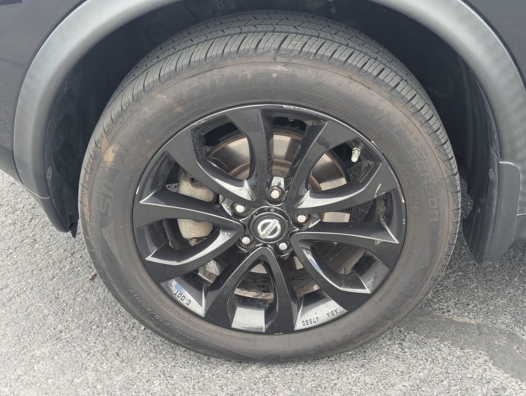 Used 2014 Nissan Juke SV AWD/4WD image 13