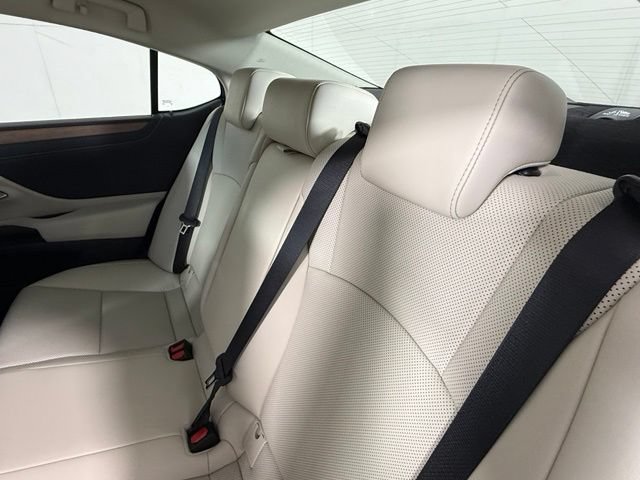 Certified 2024 Lexus ES 350 w/ Premium Package FWD image 27