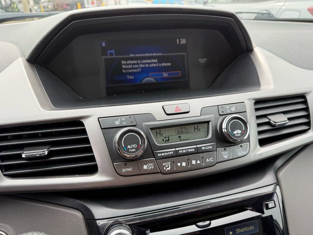 Used 2016 Honda Odyssey Touring Elite image 19