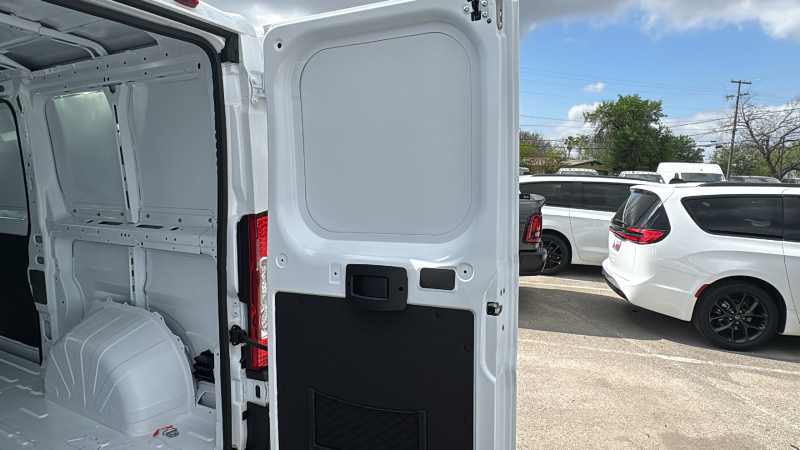 New 2026 RAM ProMaster 3500 image 23