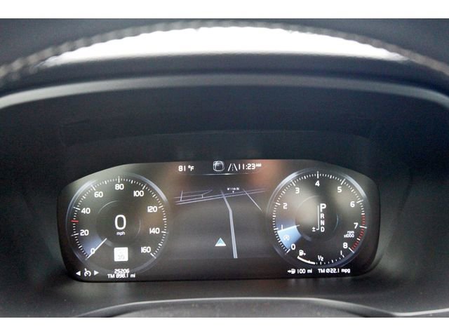 Used 2019 Volvo S60 T5 R-Design image 13