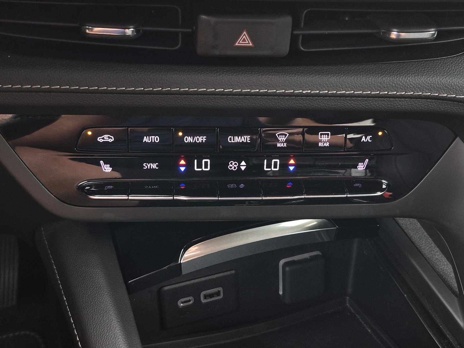 Used 2023 Buick Envision Essence FWD image 26