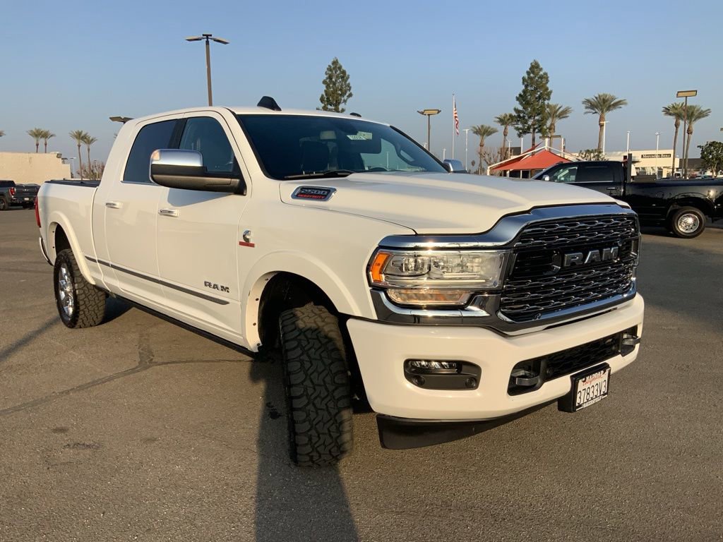 Certified 2022 RAM 2500 Limited w/ Body Color Bumper Group image 3