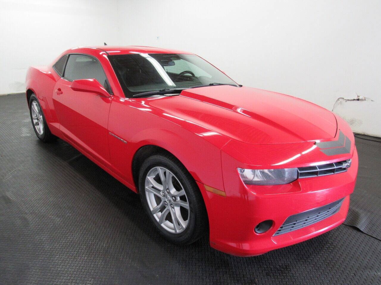 Used 2014 Chevrolet Camaro LS RWD image 3