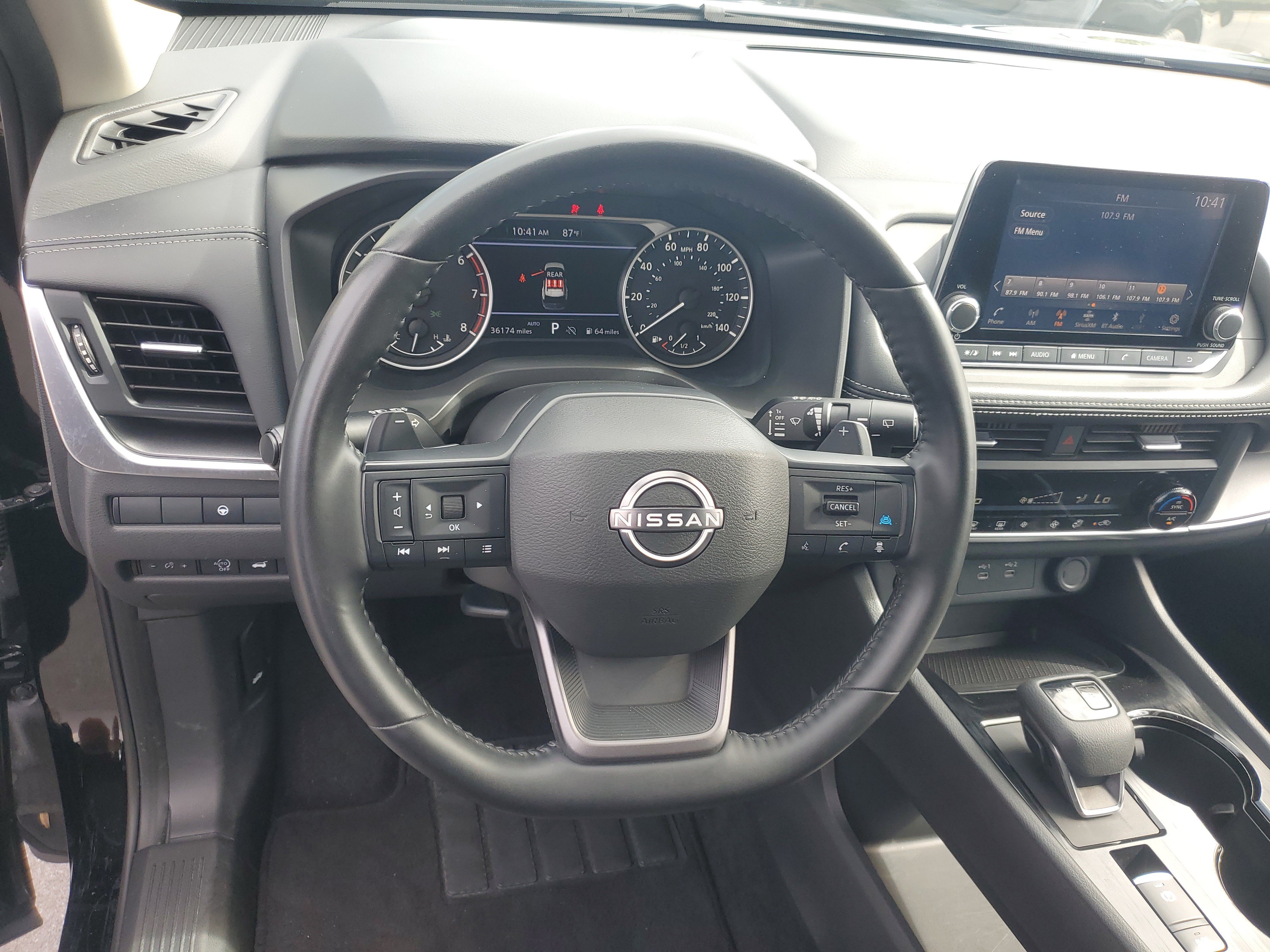 Used 2025 Nissan Rogue SV AWD/4WD image 15
