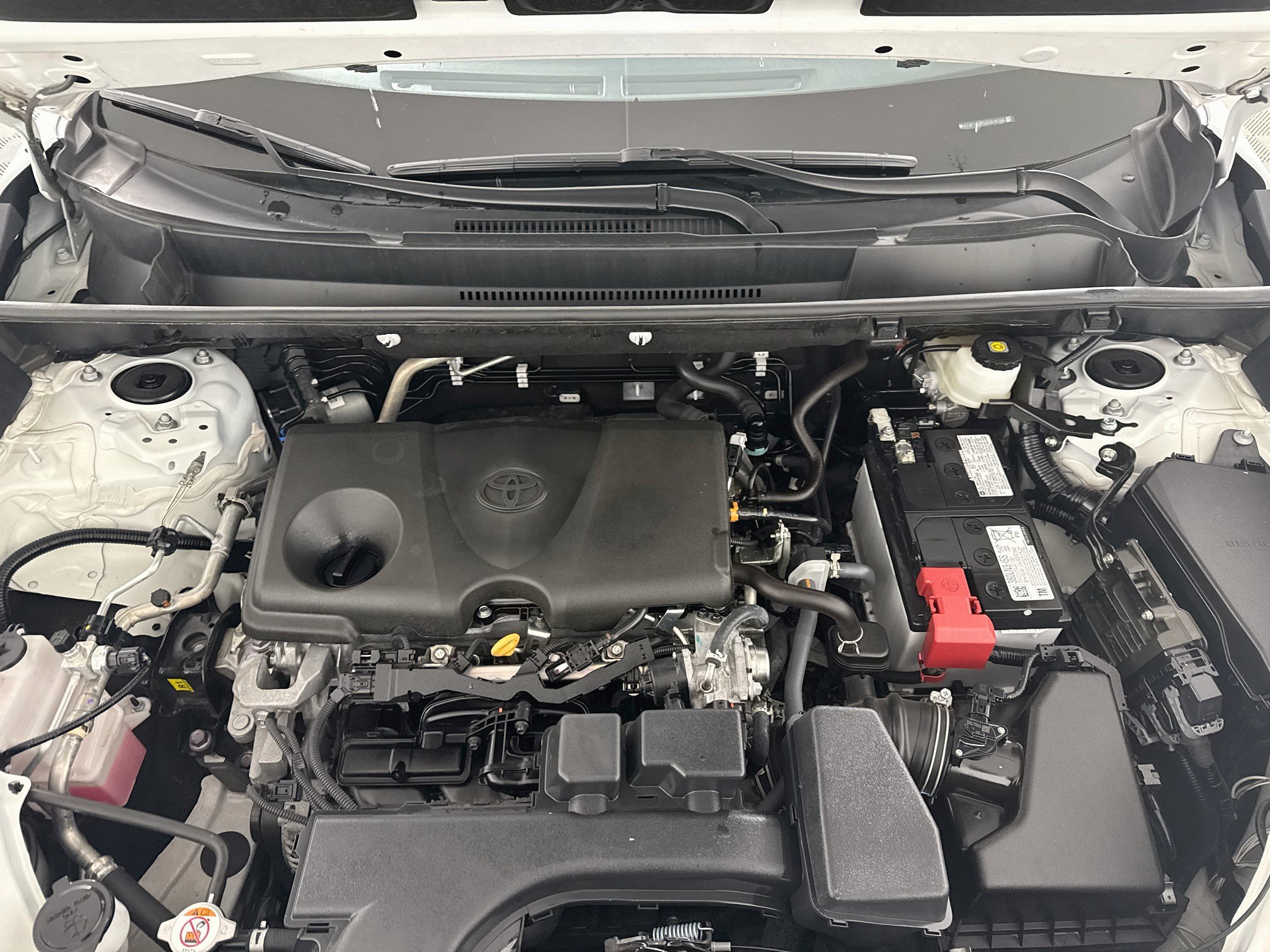 Certified 2025 Toyota RAV4 LE AWD/4WD image 10
