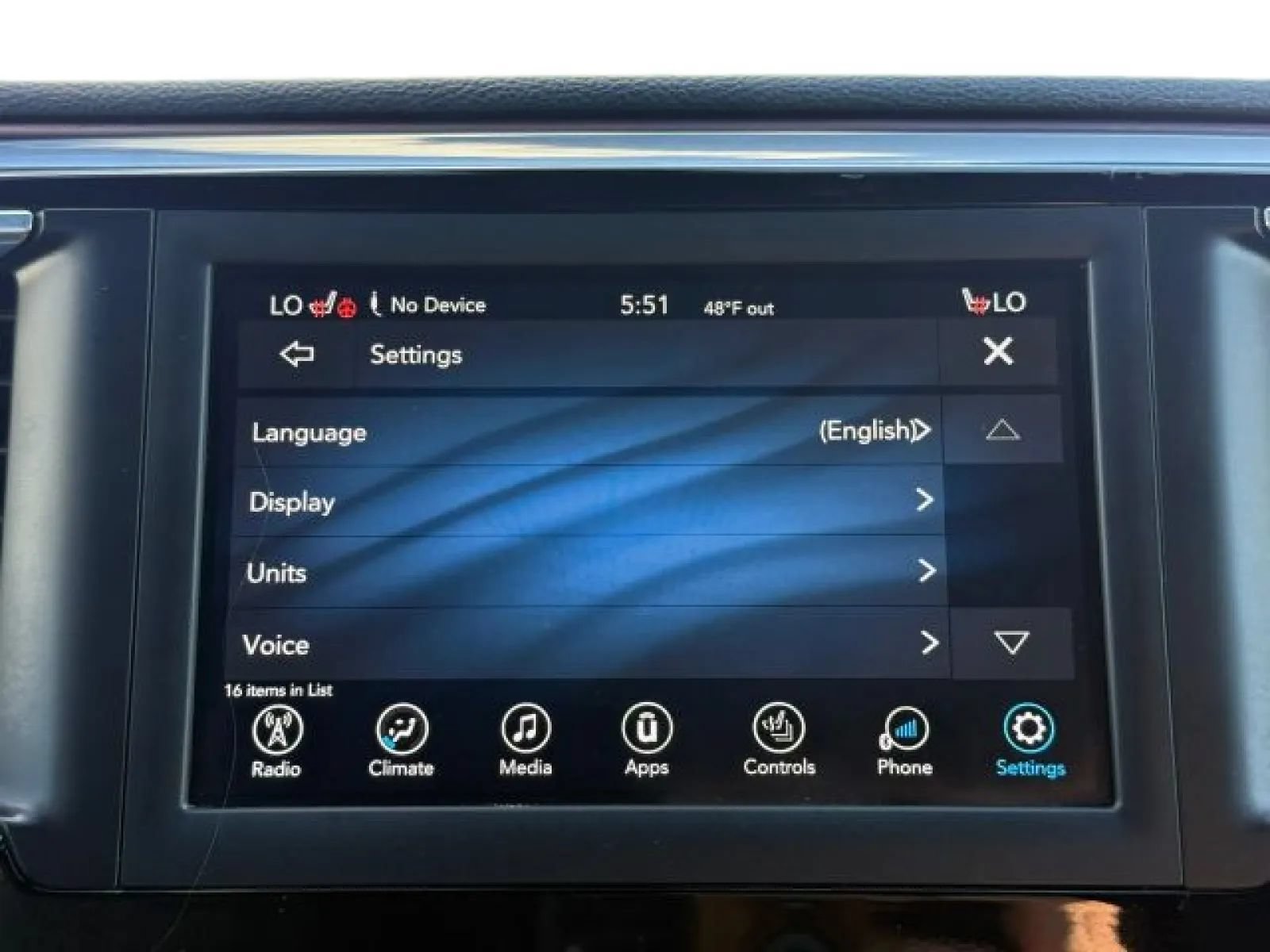 Used 2020 Chrysler Pacifica Touring-L FWD image 36