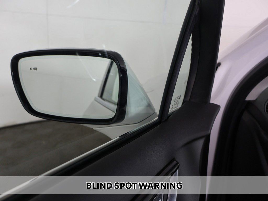 Used 2021 Buick Enclave Avenir w/ Avenir Technology Package image 6