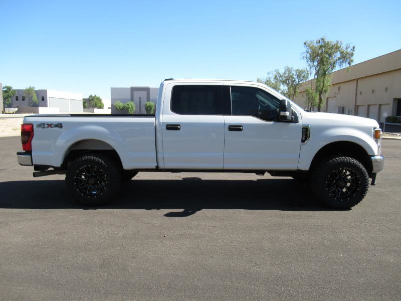 Used 2021 Ford F250 XLT w/ Camper Package image 5