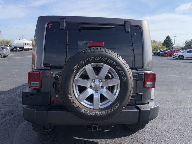Used 2018 Jeep Wrangler Unlimited Sahara w/ Max Tow Package image 6