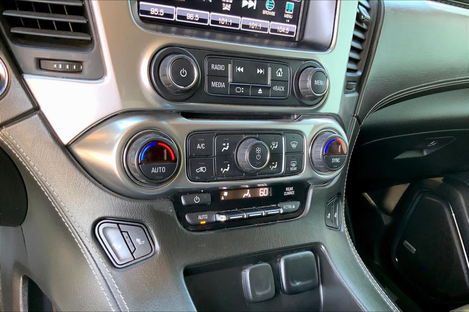 Used 2018 Chevrolet Suburban LT AWD/4WD image 34