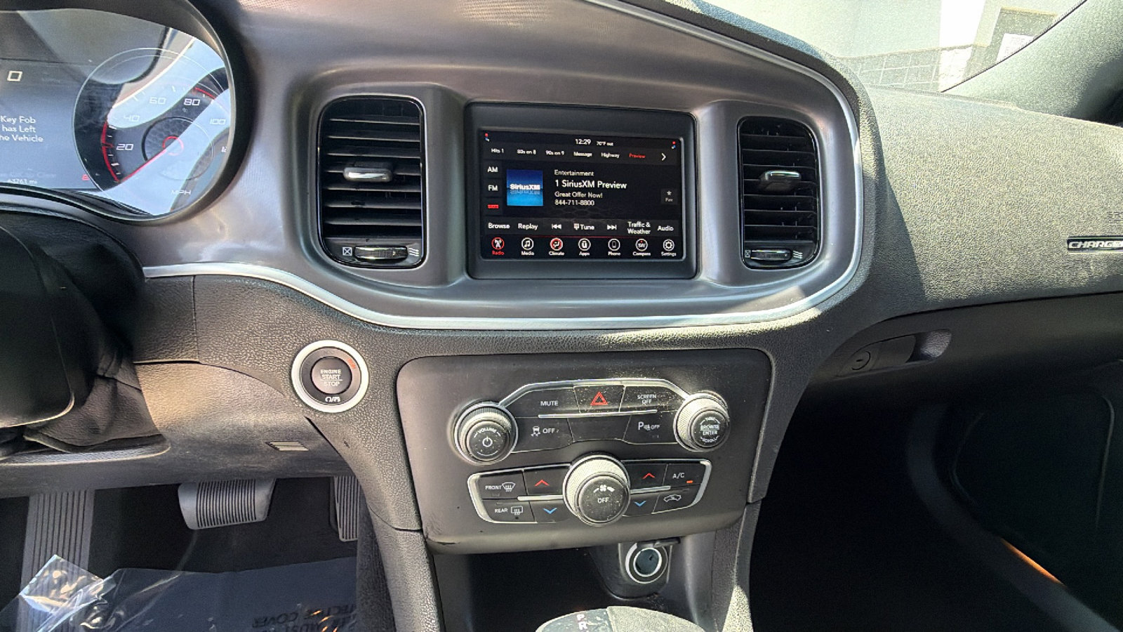 Used 2022 Dodge Charger SXT w/ Blacktop Package image 33
