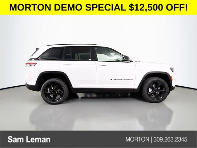 New 2025 Jeep Grand Cherokee Limited w/ Black Appearance Package image 8