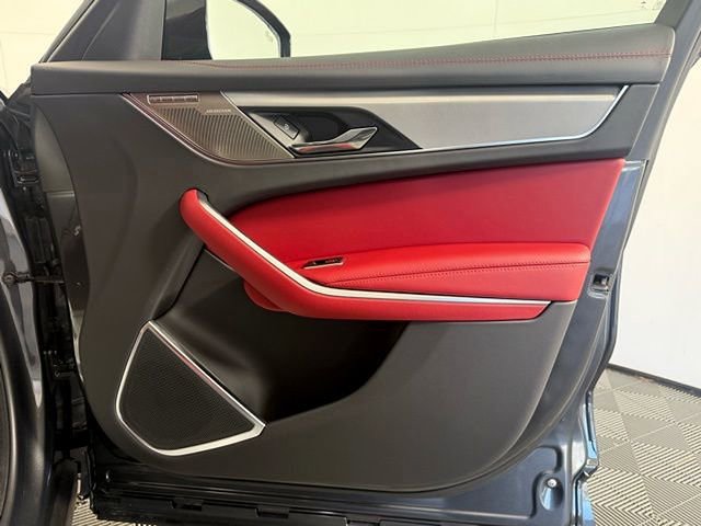 New 2026 Jaguar F-PACE R-Dynamic S image 19